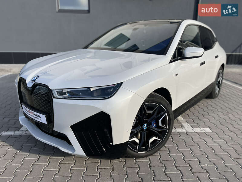 BMW iX 2023