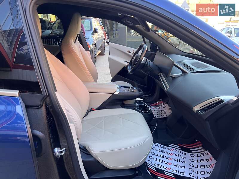 Позашляховик / Кросовер BMW iX 2022 в Львові