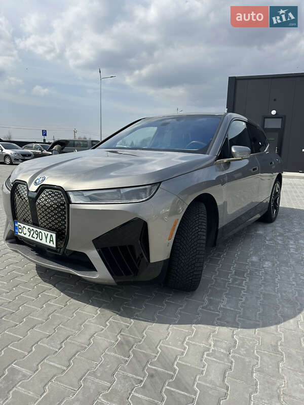 BMW iX 2023