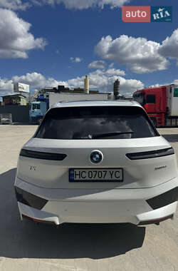 Внедорожник / Кроссовер BMW iX 2023 в 