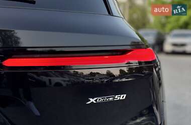 Позашляховик / Кросовер BMW iX 2024 в 