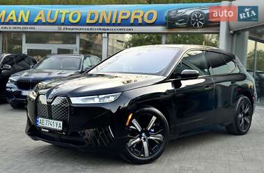 Позашляховик / Кросовер BMW iX 2024 в 