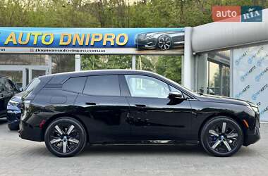 Позашляховик / Кросовер BMW iX 2024 в 