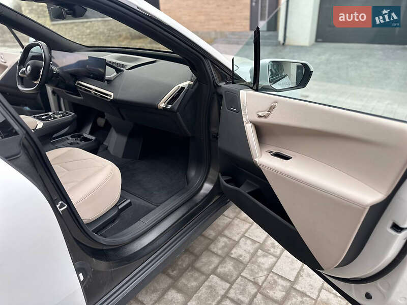 Позашляховик / Кросовер BMW iX 2024 в Львові