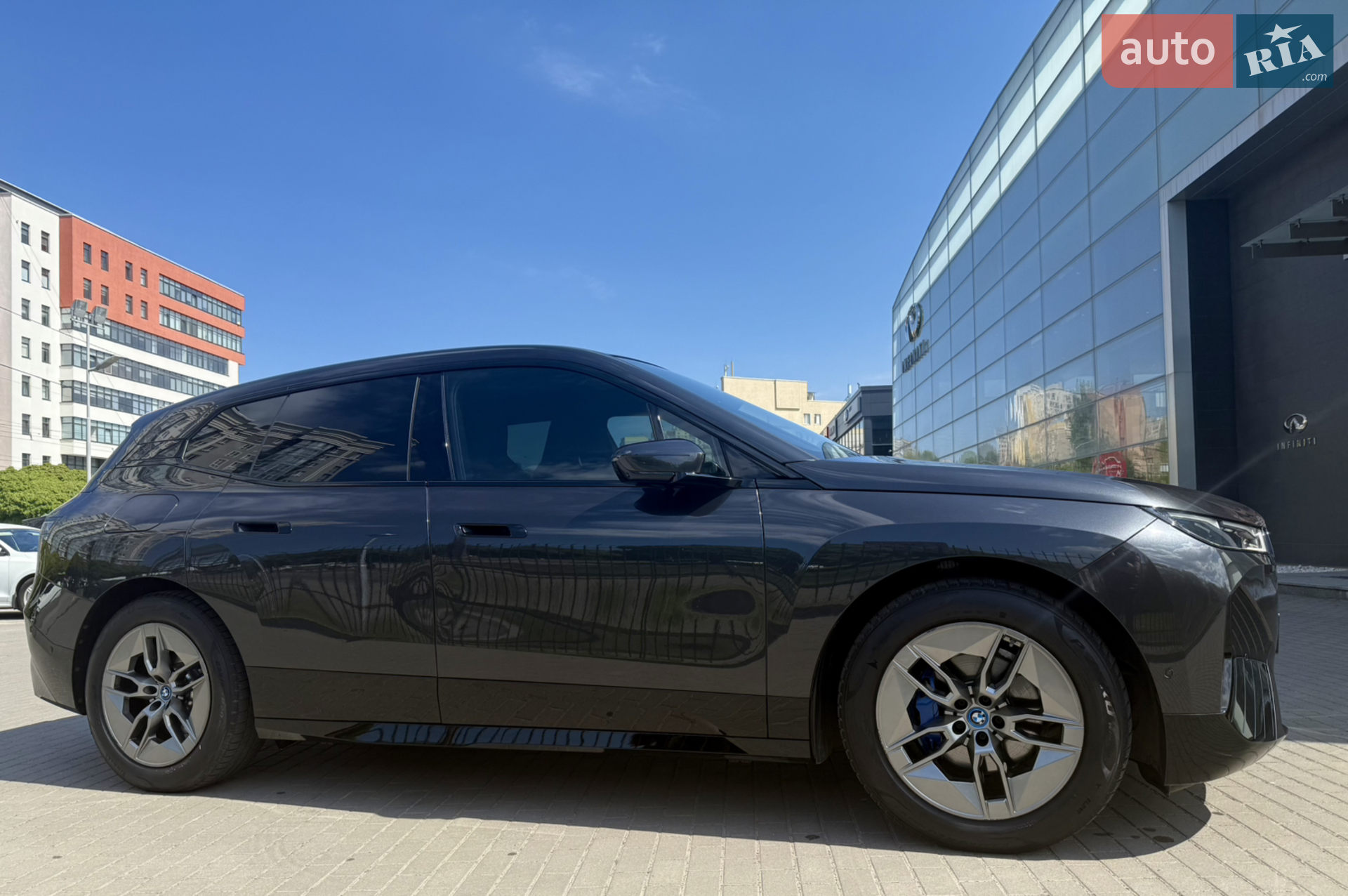 BMW iX 2022 VIN WBY11CF040CJ71535 фото оголошення 10 з 24