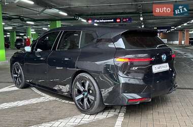 Позашляховик / Кросовер BMW iX 2022 в 