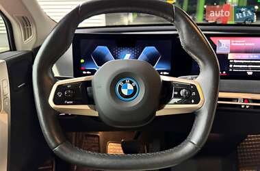 Позашляховик / Кросовер BMW iX 2022 в 