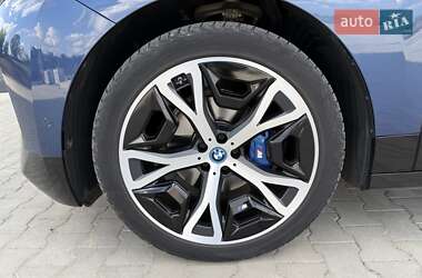 Позашляховик / Кросовер BMW iX 2022 в 