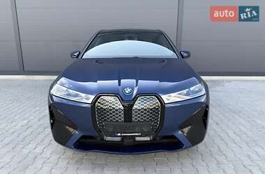 Позашляховик / Кросовер BMW iX 2022 в 