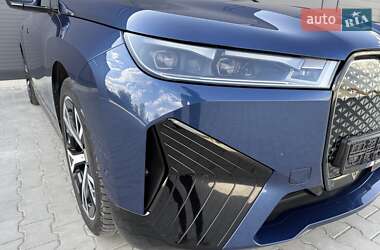 Позашляховик / Кросовер BMW iX 2022 в 