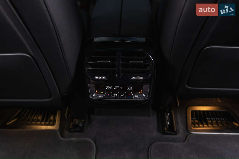 Внедорожник / Кроссовер BMW iX 2023 в Луцке