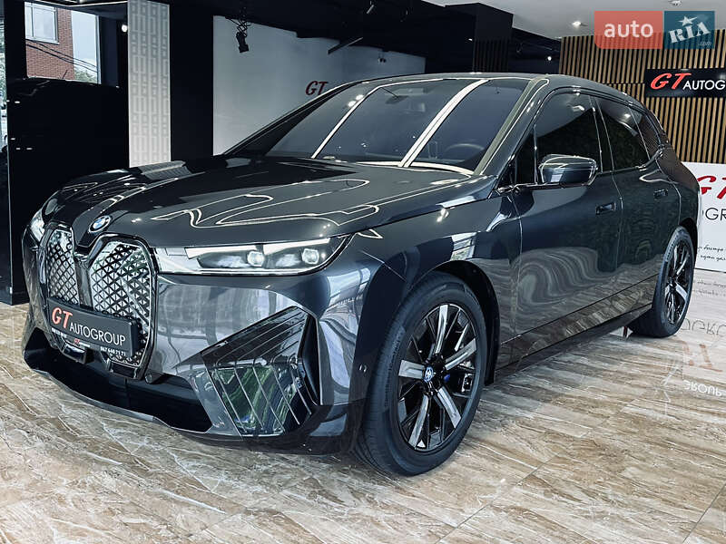 Внедорожник / Кроссовер BMW iX 2022 в 