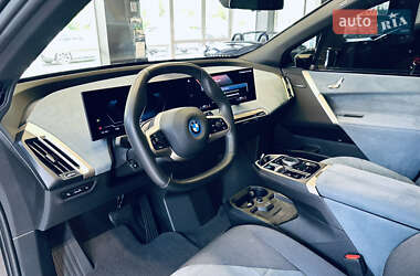 Внедорожник / Кроссовер BMW iX 2022 в 