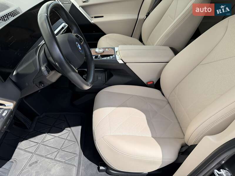 Внедорожник / Кроссовер BMW iX 2021 в Днепре