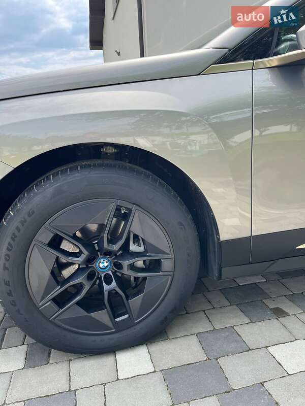 Внедорожник / Кроссовер BMW iX 2023 в Ивано-Франковске