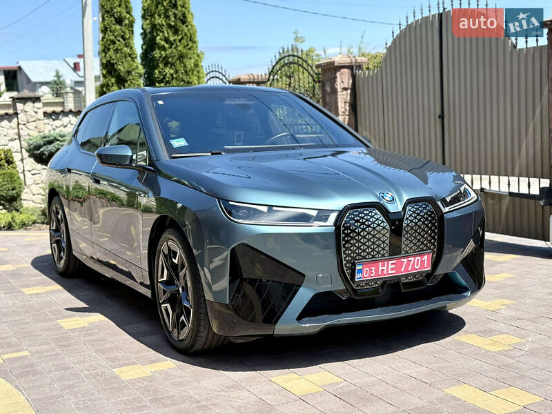 BMW iX 2023