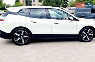 Внедорожник / Кроссовер BMW iX 2023 в 
