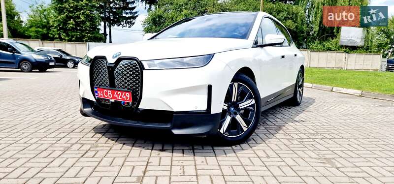 Внедорожник / Кроссовер BMW iX 2023 в 