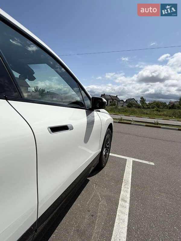 Позашляховик / Кросовер BMW iX 2022 в Петропавлівській Борщагівці