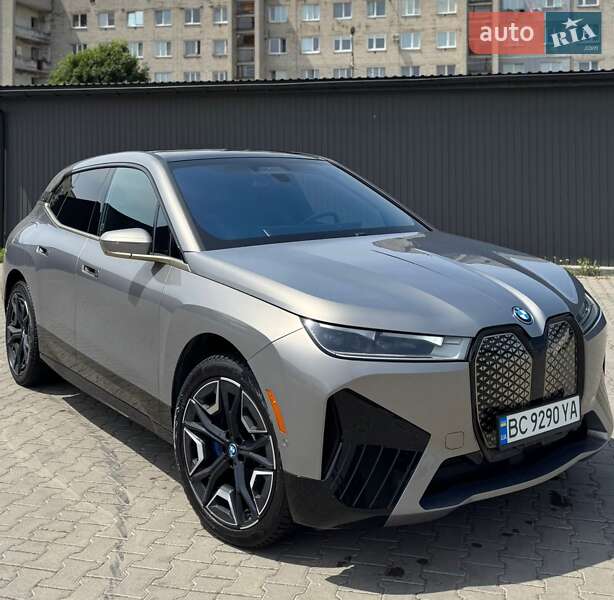 BMW iX 2023