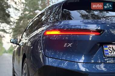 Внедорожник / Кроссовер BMW iX 2022 в 