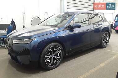 Внедорожник / Кроссовер BMW iX 2022 в 