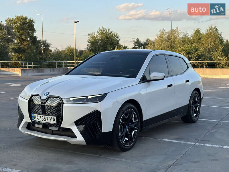 Внедорожник / Кроссовер BMW iX 2021 в Киеве