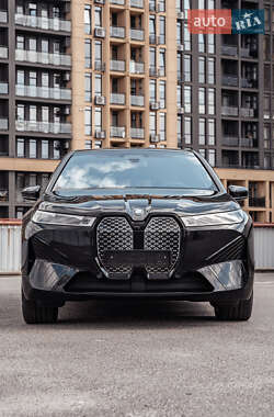 Внедорожник / Кроссовер BMW iX 2022 в 