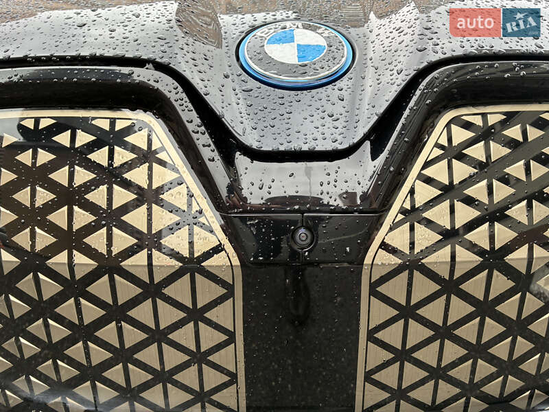 Позашляховик / Кросовер BMW iX 2022 в Києві фото 11 Позашляховик / Кросовер BMW iX 2022 в Києві