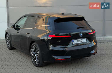 Внедорожник / Кроссовер BMW iX 2021 в 