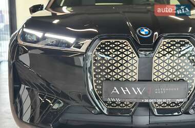 Внедорожник / Кроссовер BMW iX 2024 в  фото 3 Внедорожник / Кроссовер BMW iX 2024 в