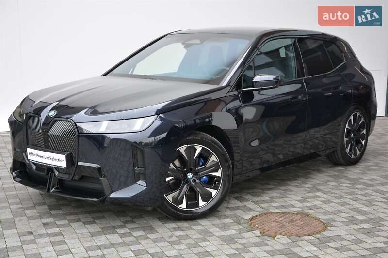BMW iX 2025