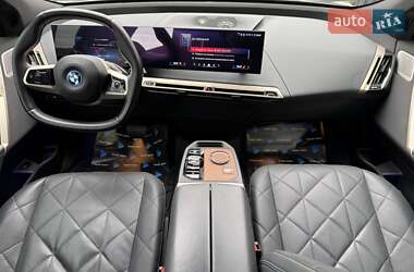 Внедорожник / Кроссовер BMW iX 2023 в 