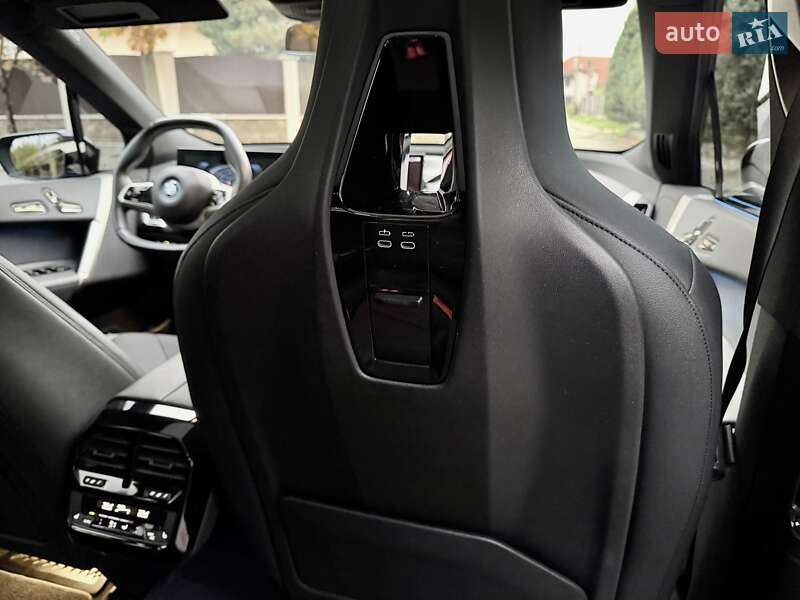 Внедорожник / Кроссовер BMW iX 2021 в Киеве