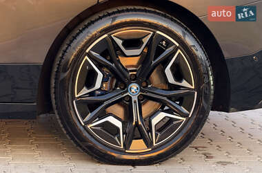 Внедорожник / Кроссовер BMW iX 2023 в  фото 14 Внедорожник / Кроссовер BMW iX 2023 в