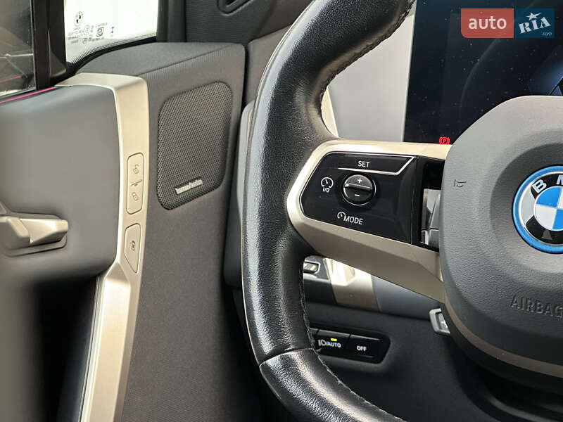 Внедорожник / Кроссовер BMW iX 2022 в Луцке