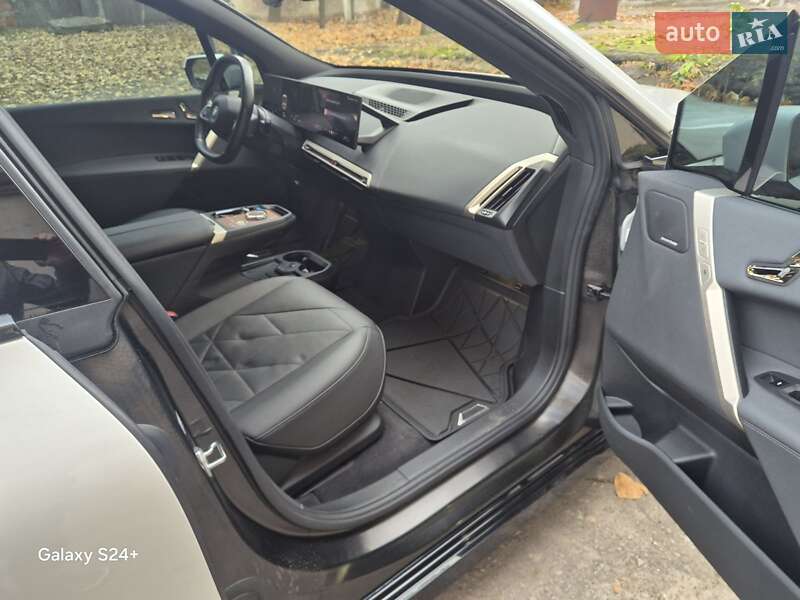 Внедорожник / Кроссовер BMW iX 2023 в Каменском