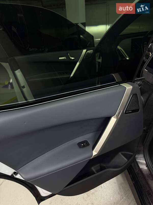Позашляховик / Кросовер BMW iX 2022 в Києві фото 8 Позашляховик / Кросовер BMW iX 2022 в Києві