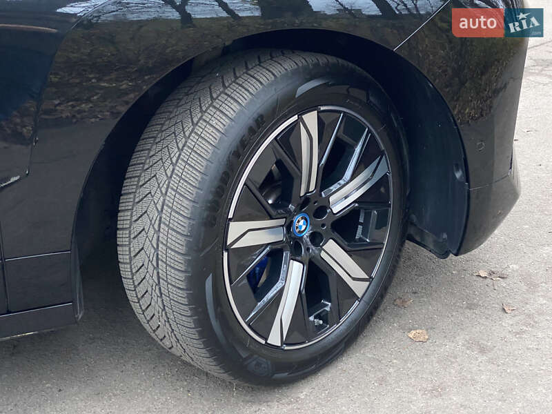 Внедорожник / Кроссовер BMW iX 2024 в Киеве