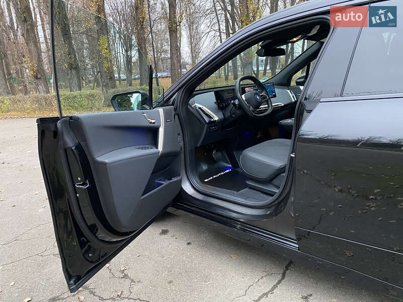 Внедорожник / Кроссовер BMW iX 2024 в Киеве
