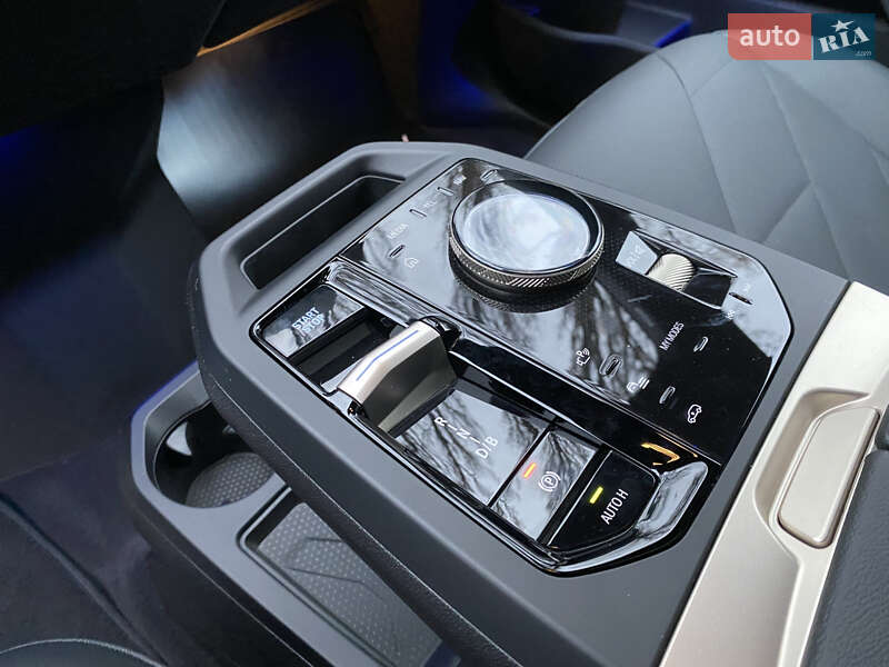Внедорожник / Кроссовер BMW iX 2024 в Киеве