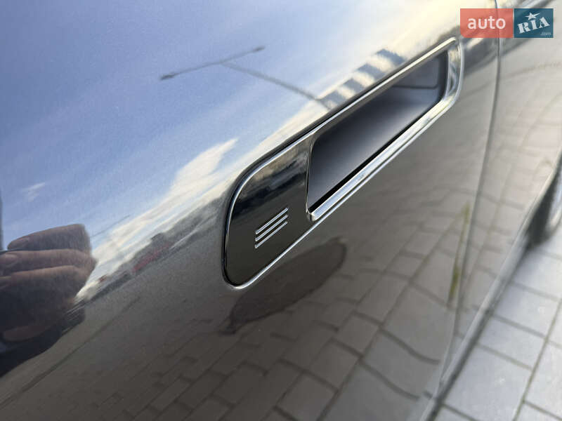 Внедорожник / Кроссовер BMW iX 2021 в Ивано-Франковске