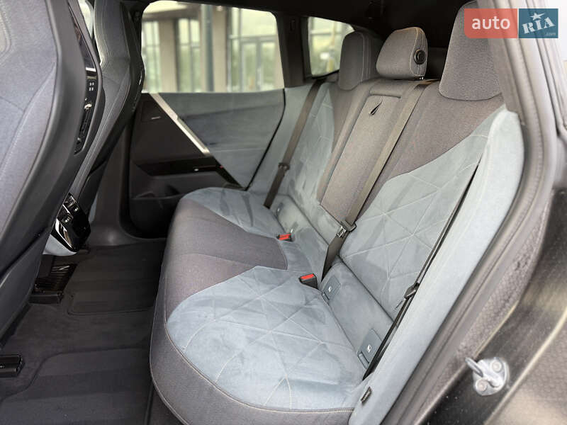 Позашляховик / Кросовер BMW iX 2021 в Городку