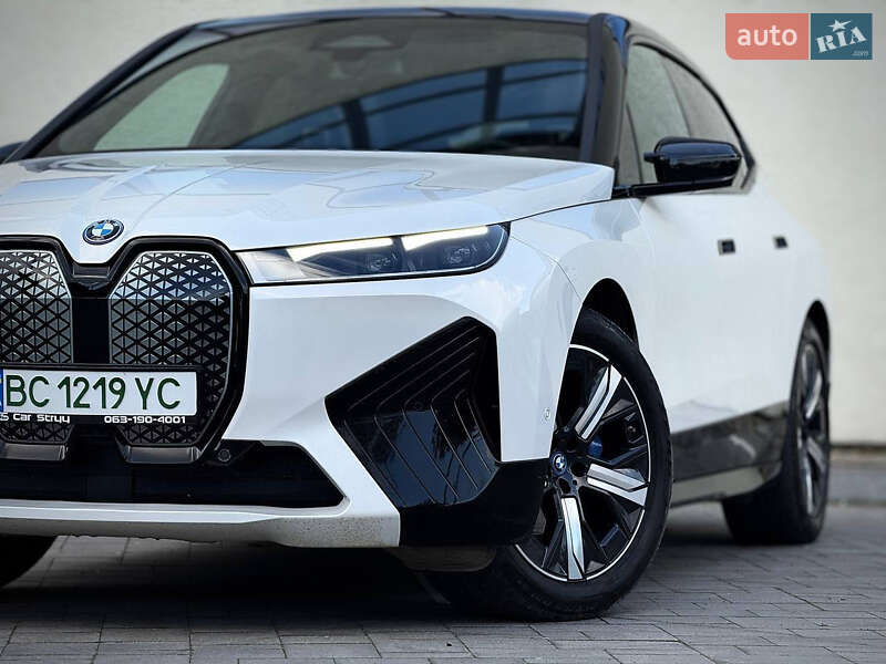 Позашляховик / Кросовер BMW iX 2021 в Стрию