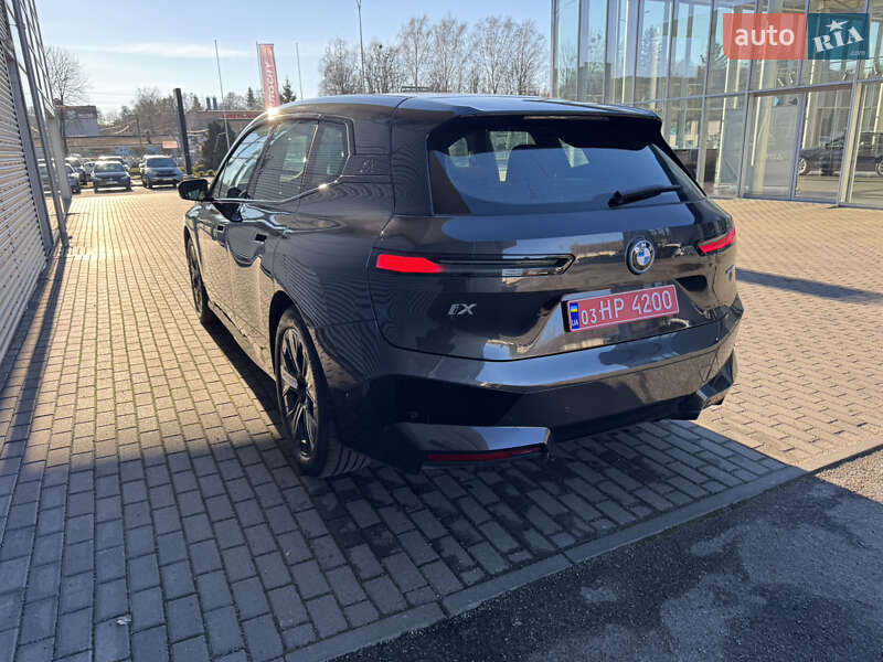 Внедорожник / Кроссовер BMW iX 2024 в Ровно