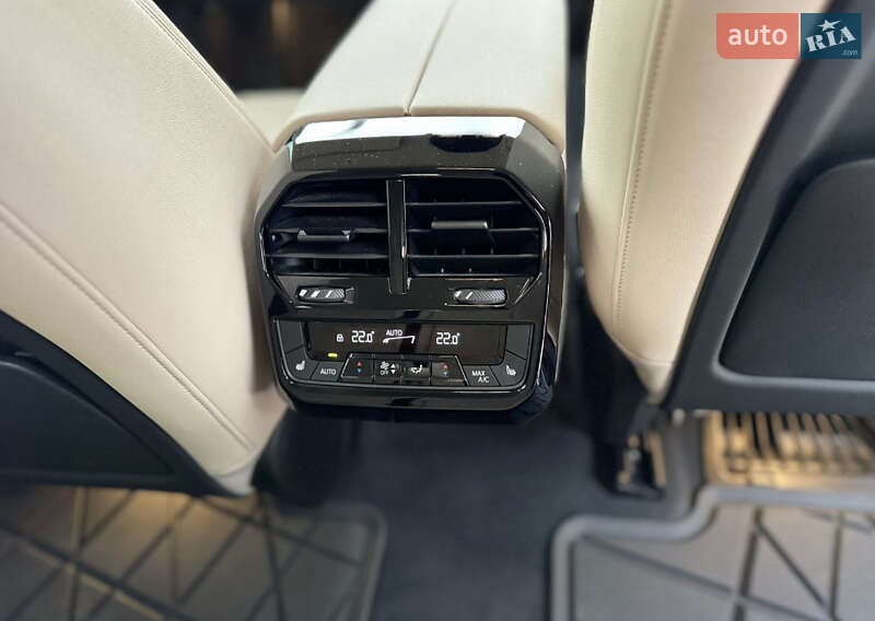 Внедорожник / Кроссовер BMW iX 2021 в Киеве