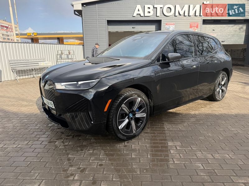 Внедорожник / Кроссовер BMW iX 2023 в Александрие