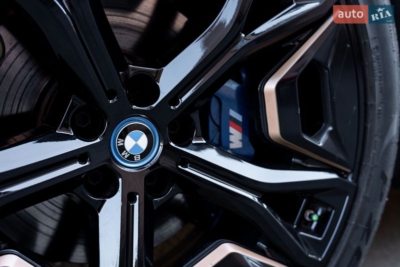 Внедорожник / Кроссовер BMW iX 2023 в Киеве