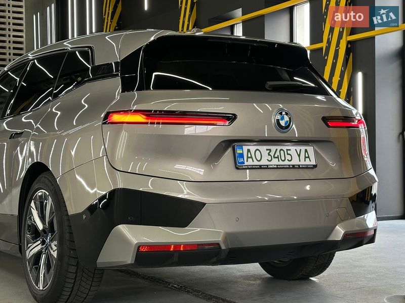 Внедорожник / Кроссовер BMW iX 2022 в Хусте