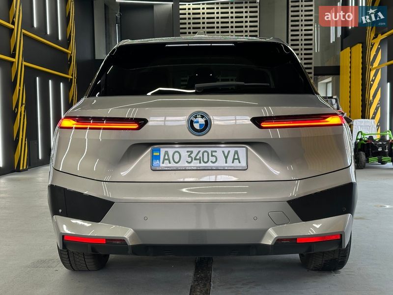 Внедорожник / Кроссовер BMW iX 2022 в Хусте